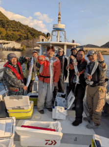 岡山遊漁船釣果【11月15日】洲本へタチウオ釣果